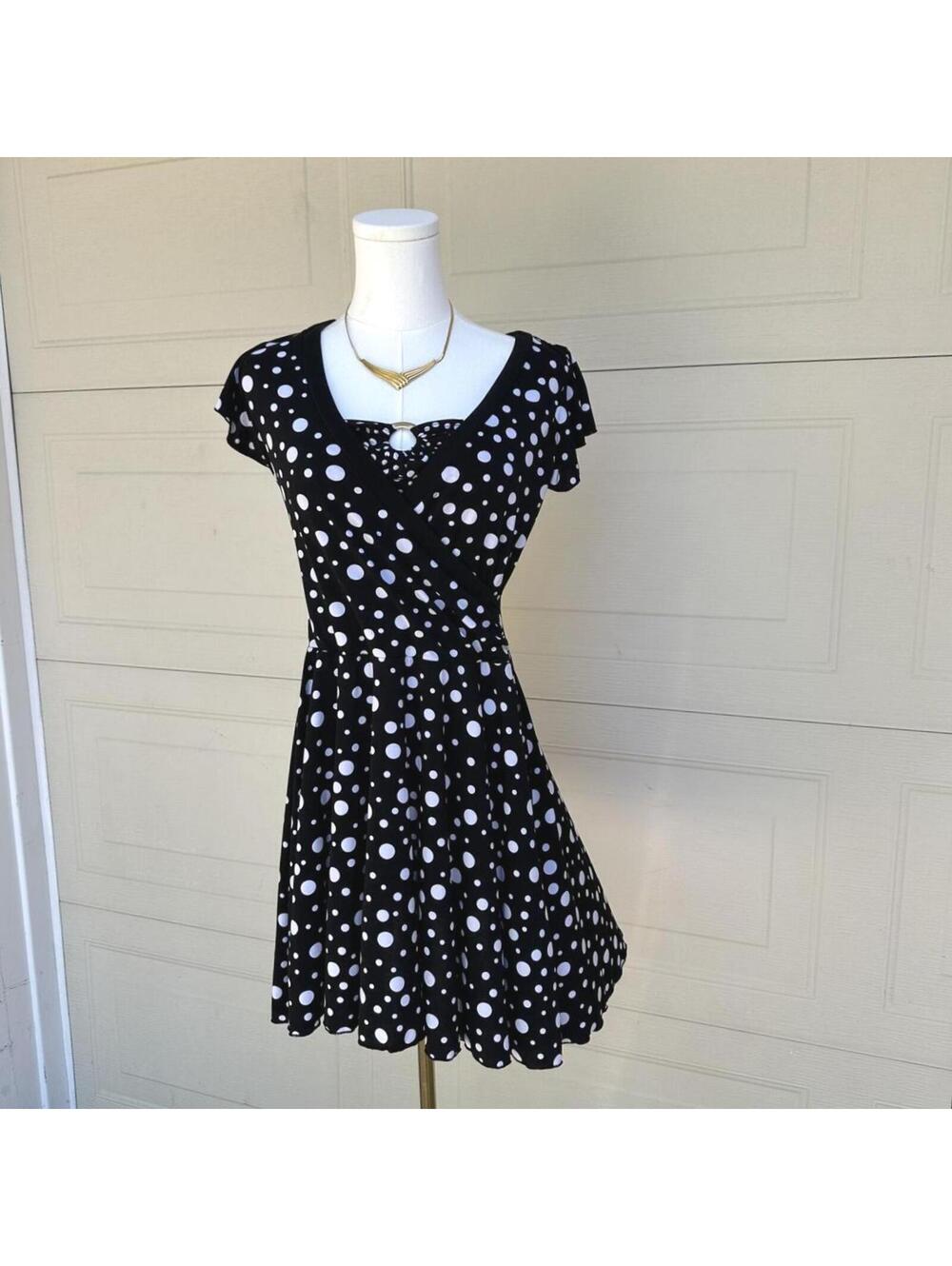 Y2K Candies Black & White Polka Dot Short Sleeve Dress with V-Neck Womens M